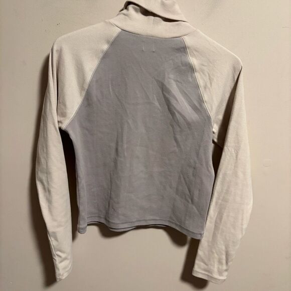 Aritzia Sunday Best Colorblock Turtle Neck Long Sleeve Crop T-Shirt- Size Large - Picture 3 of 8